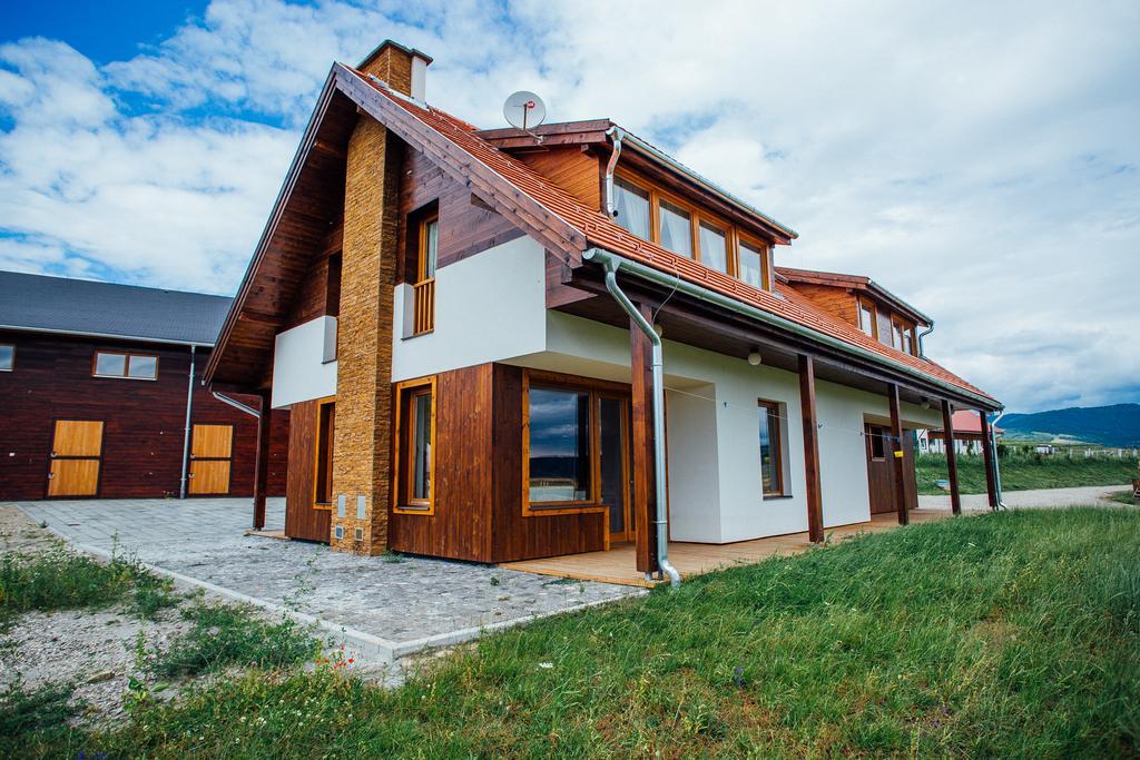 Kavalliera Pensiune Cotormani Exteriér fotografie